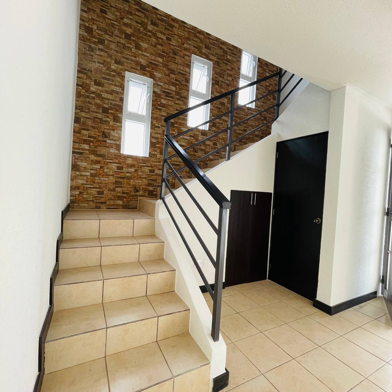 Casa en Renta en Condominio Altos de Village 2